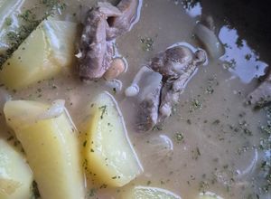 Une photo de Ragoût de mouton ou agneau en cocotte😃