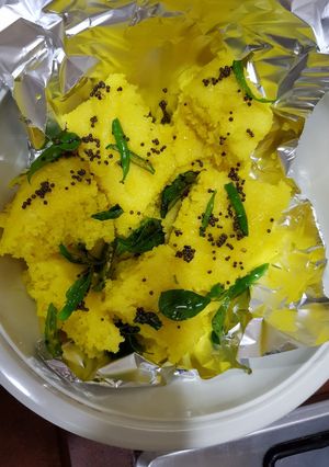 A picture of Dhokla.