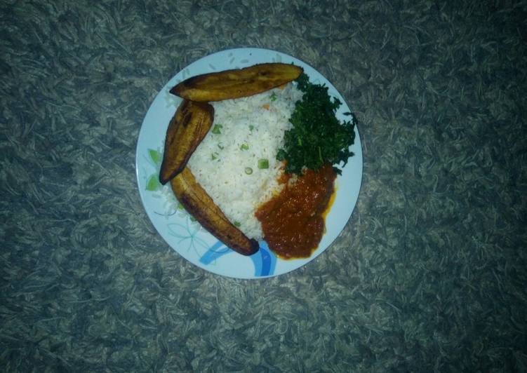 Steps to Prepare Award-winning White rice, vegetable, stew and plantain