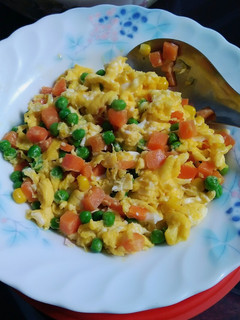 三色豆炒蛋（方便素）（快速料理）（簡單料理） 的食譜成品照片