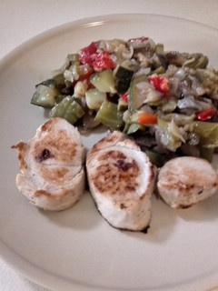 Una foto de Medallón de Solomillo de Pavo con Verduras