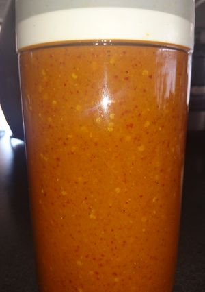 A picture of Fiery Coconut Curry Chilli Sauce.