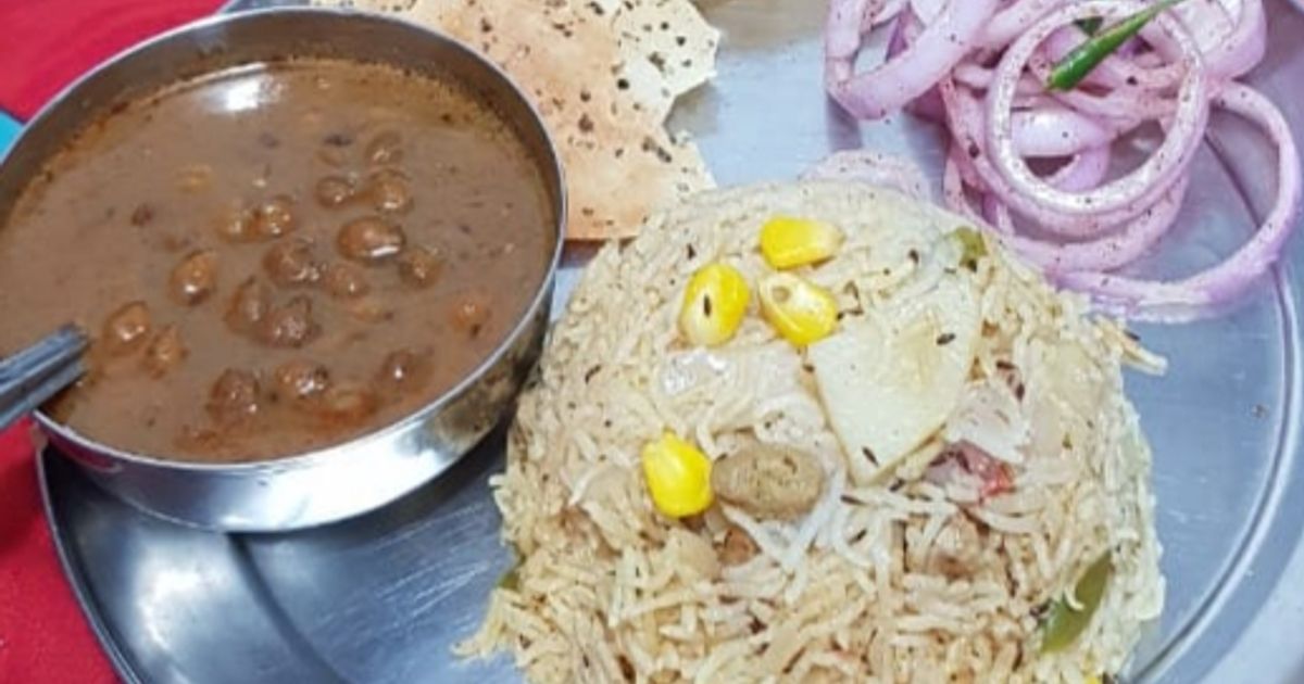Black Chana With Rice Recipe by Leena Nagpal Grover - Cookpad