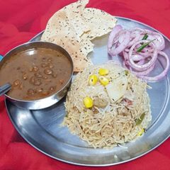 A picture of Black chana with rice.