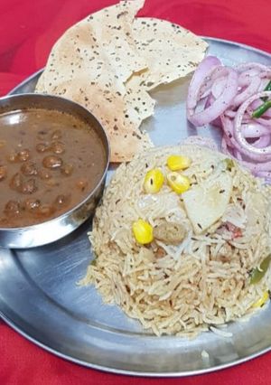 A picture of Black chana with rice.