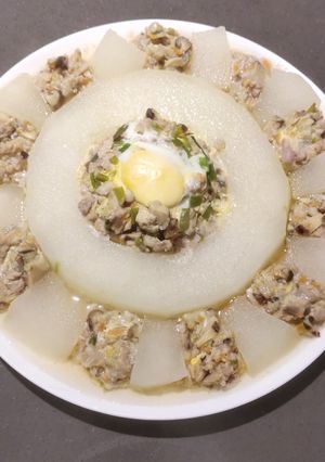 A picture of Steamed Winter Melon.