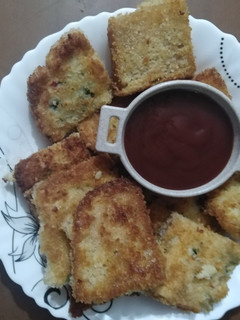 A picture of Potatoes Bread.
