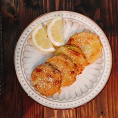 A picture of Fried Green Tomatoes.