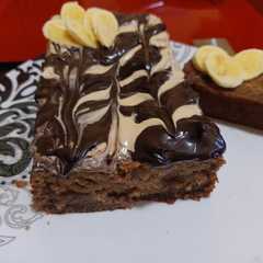 Eggless Banana Palm Cake রেসিপির প্রধান ছবি