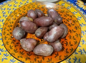 Une photo de Pommes de terre rouges au diable thym laurier romarin lavande