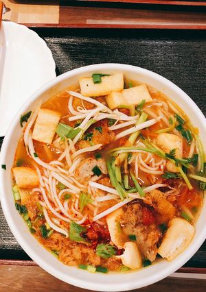 Hình của món Canh chua nấu bún.