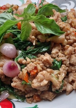 Foto resep THAI BASIL CHICKEN (Pad Kra Pow Gai)