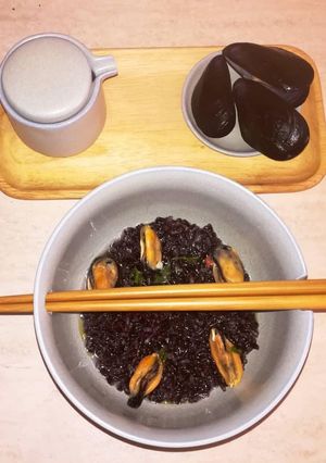 Foto di Tanzaku 🎋 - Riso venere, cozze e burro aromatizzato