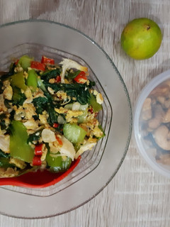 Foto resep Pakcoy tumis telor ayam suwir