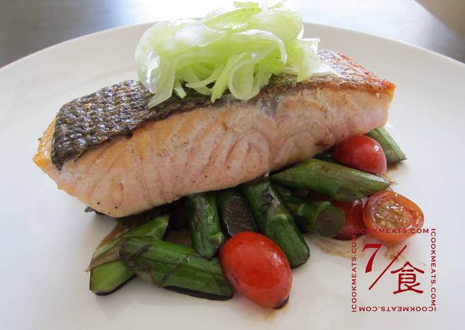 【7/食】30分鐘情人節晚餐 – 煎鮭魚與蔬菜 食譜成品照片