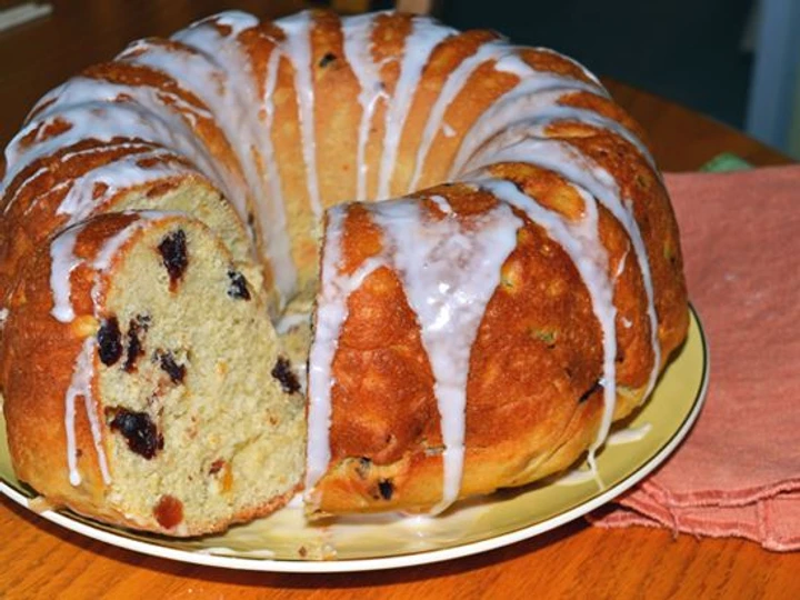 Recipe POLISH EASTER BABKA CAKE WITH SOAKED RAISINS by (Jerr) which Delicious