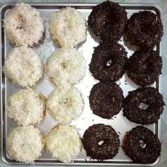 รูปของ Donat kentang empuk..