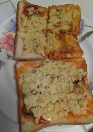 Foto resep Pizza roti tawar mendadak 😂
