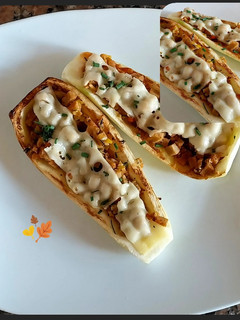 Una foto de Zucchini rellenos de seitán.🍽