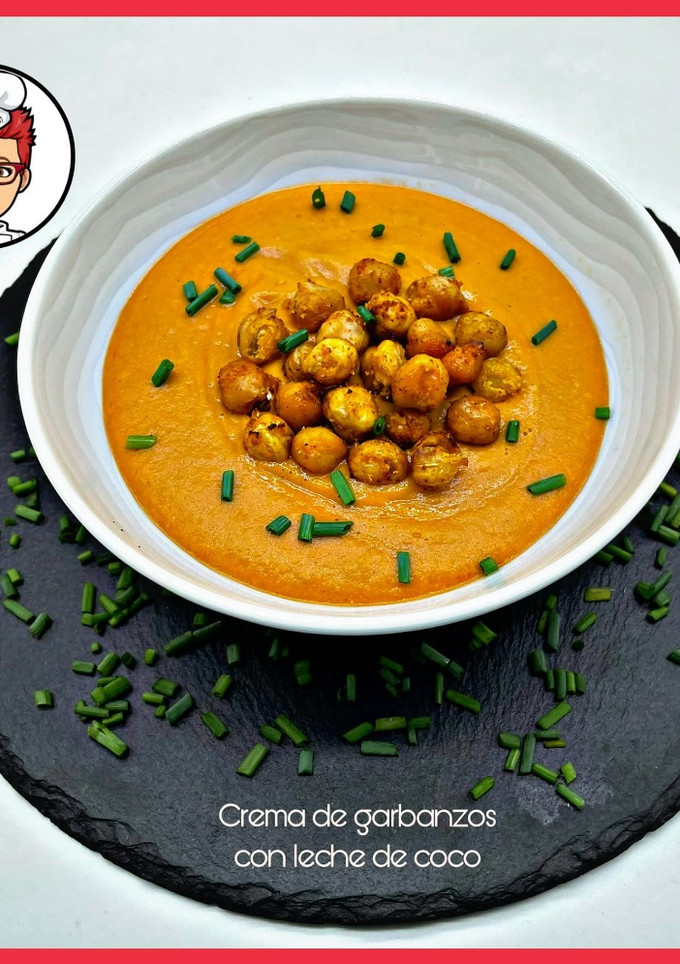 Una foto de Crema de garbanzos con leche de coco