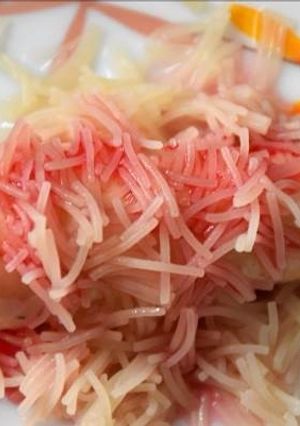 A picture of Kulfi faluda.