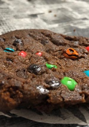 Una foto de Cookies con chispas de chocolate y rocklets