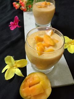 ম্যাংগো কাস্টার্ড(mango custard recipe in Bengali) রেসিপির প্রধান ছবি