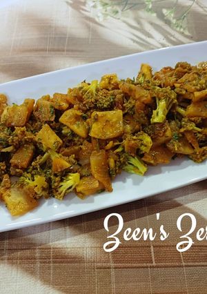 A picture of Broccoli and Knol Khol Sabzi.