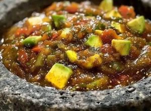 Una foto de Salsa roja de molcajete