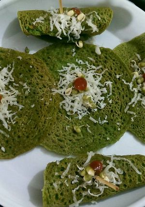 A picture of Sprouted palak paneer chilla.