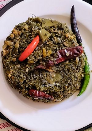 A picture of Chana Saag Fry.