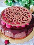 Torta lasciapassare di E. Knam con cioccolato e lamponi