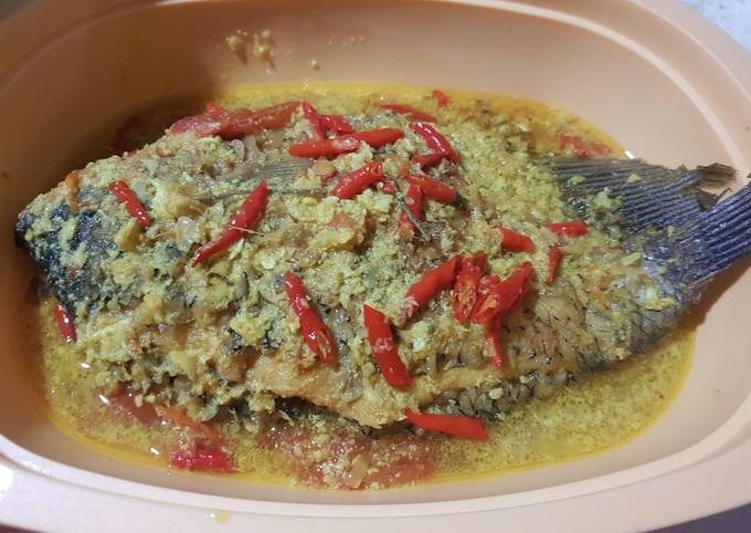 Cara Gampang Membuat Gurami Bumbu Kuning yang Bikin Ngiler