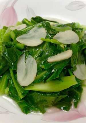 蒜香水炒芥蘭 的食譜成品照片