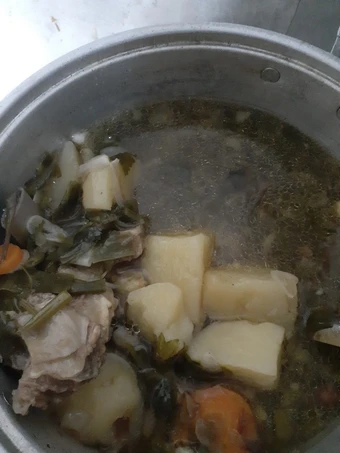 Cara Mudah Menyiapkan Resep Sop Tulang Sapi Dan Tips Biar Daging Gak Amis yang Menggugah Selera Anti Ribet, Menggugah Selera