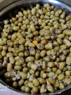 பச்சை பயிறு சுண்டல் செய்முறை முக்கிய புகைப்படம்