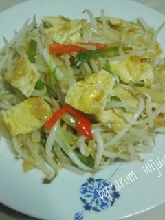 Foto resep Dadar telur cah toge #bikinramadanberkesan