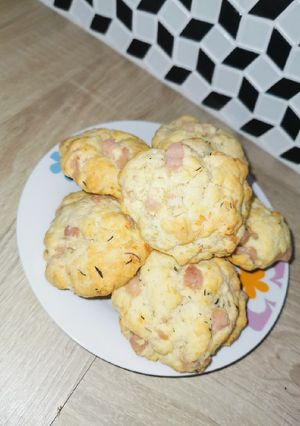 Une photo de Cookies des de poulets/permigiano