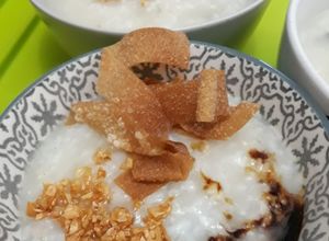 Foto resep Bubur Ayam Phitan (Century Egg Chicken Congee)