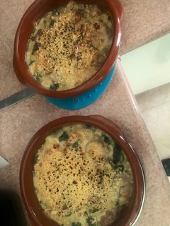 Una foto de Gratinado de pollo con espinacas