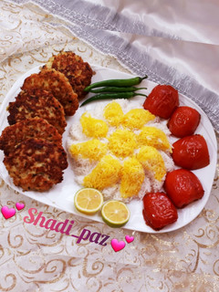 عکسی از دستور چلو با همبرگر مرغ 😋