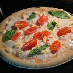 A picture of Sourdough Pizza.
