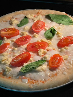 A picture of Sourdough Pizza.