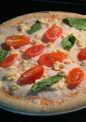 A picture of Sourdough Pizza.