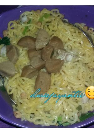 Foto resep Mi instan modifikasi😅
