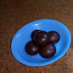 A picture of Parle G Chocolate ladoo.