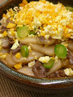 鹹蛋牛肉炒糕 ♥年糕3 的食譜成品照片
