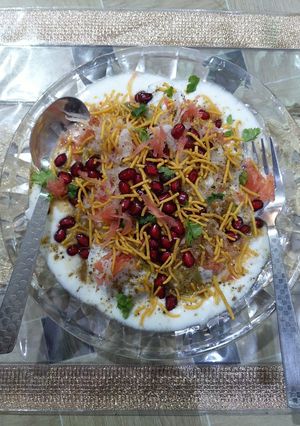 A picture of Dahi Vada.