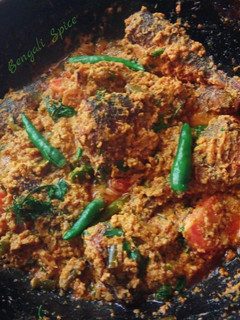 A picture of Surmai fish Gravy with Mustard / মনোহরি সুরমাই-সরষে.