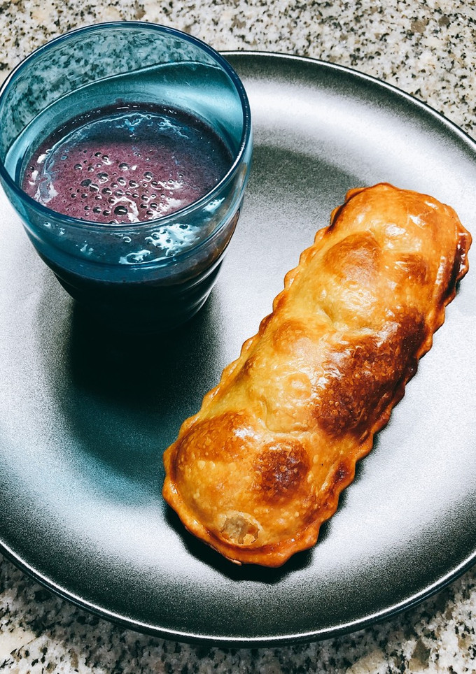 Una foto de Batido de fresas y moras